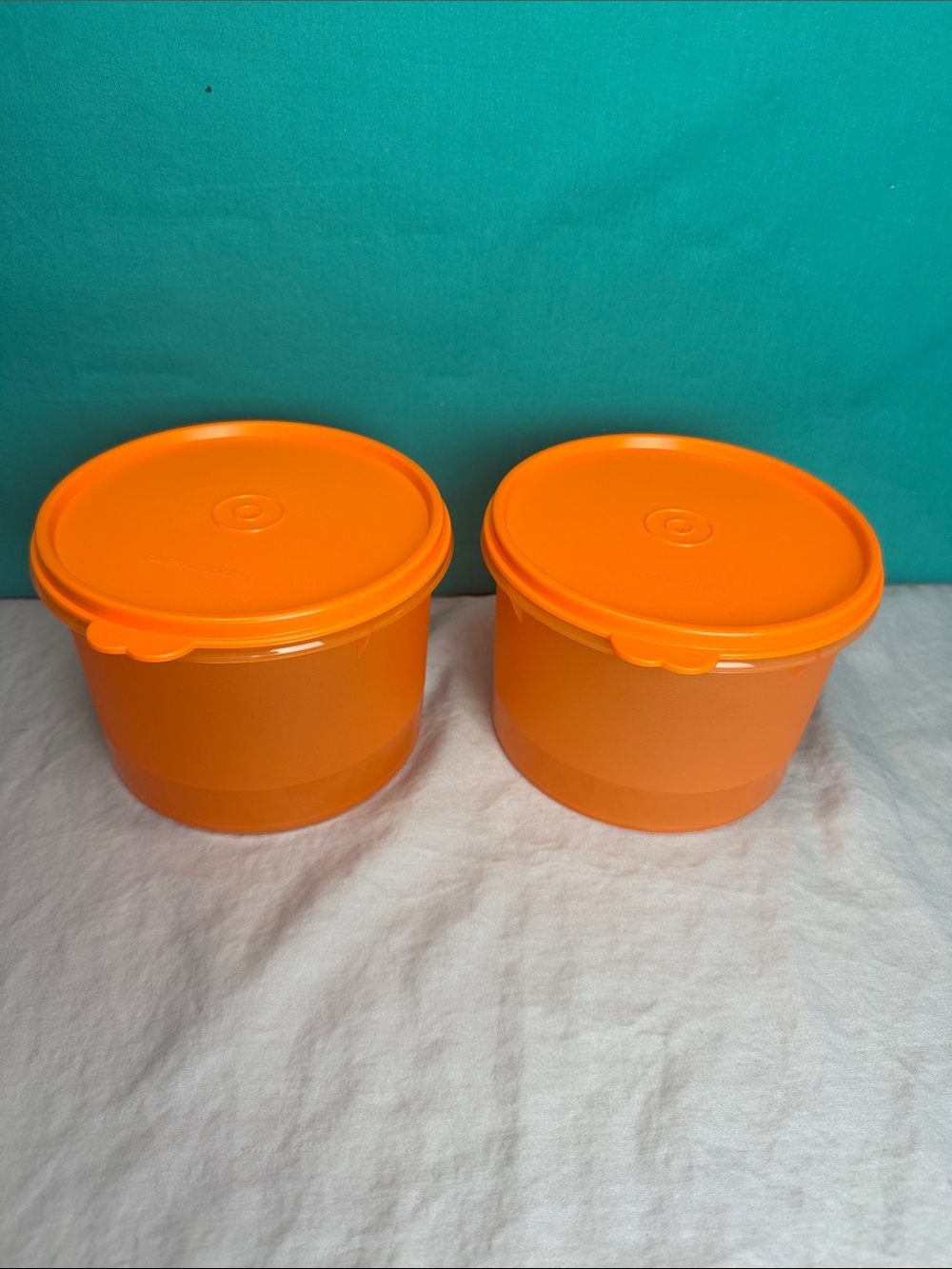 Tupperware Bright Orange Round Food Storage Containers with Lids, Set of 2